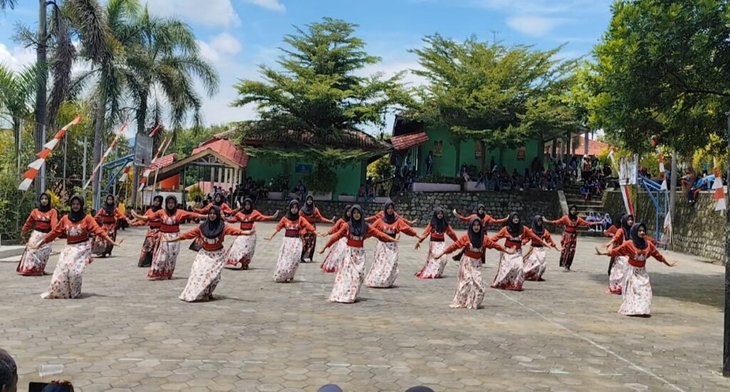 Ekstra Tari
